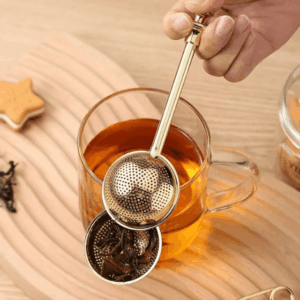 THE Tea Strainer With Handle Inox