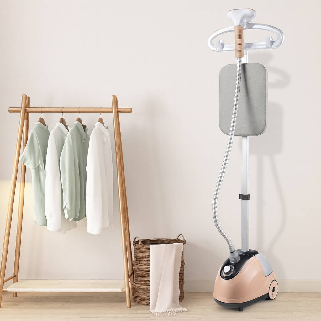 The Garment Steamer 2000W